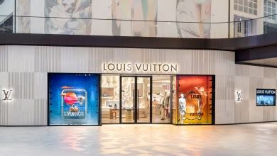 louis vuitton royalmount|royalmount opening date.